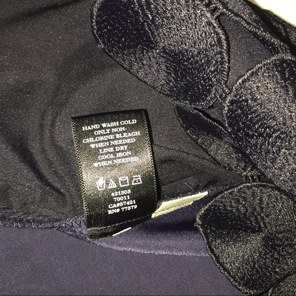 Ann Taylor Circle Lace Flare Sleeve Top Navy - Picture 11 of 11